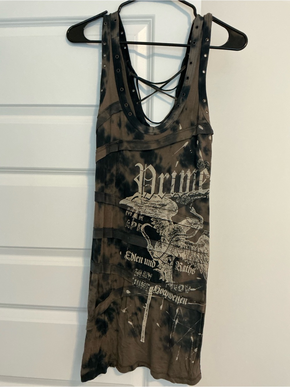 Vintage-Inspired Brown Tie-Dye Graphic Mini Dress with Studded Straps